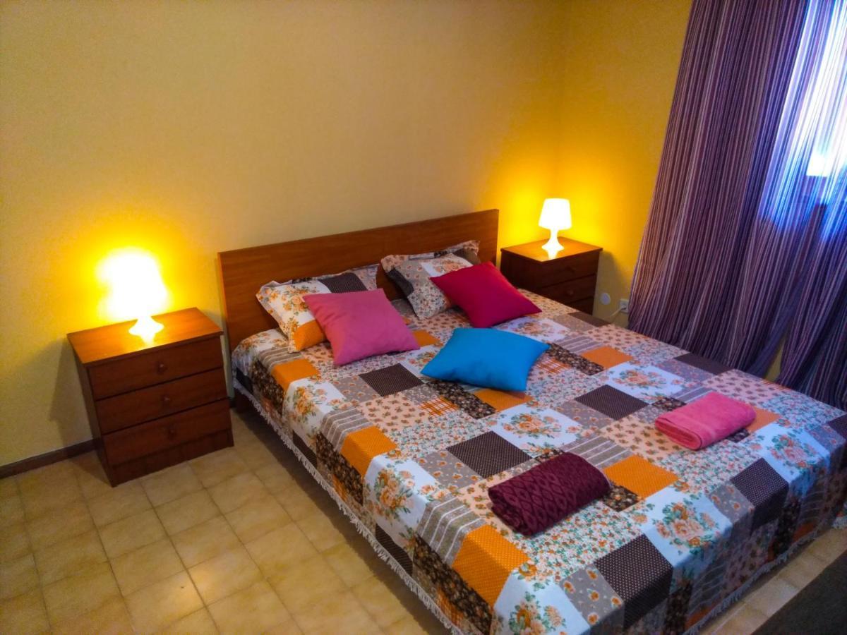 Friends In Braga - Charming Bedrooms In The Historic Center Bagian luar foto