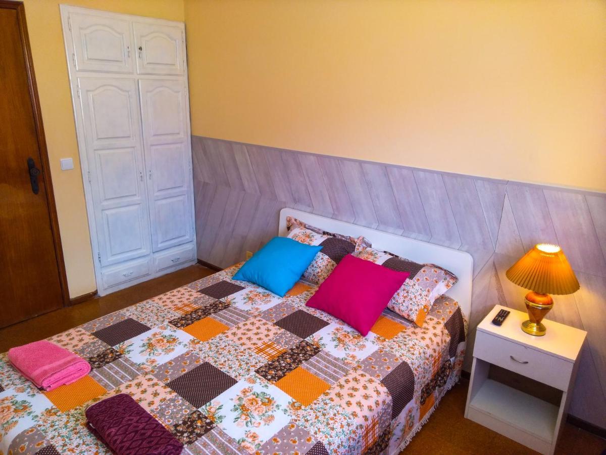 Friends In Braga - Charming Bedrooms In The Historic Center Bagian luar foto